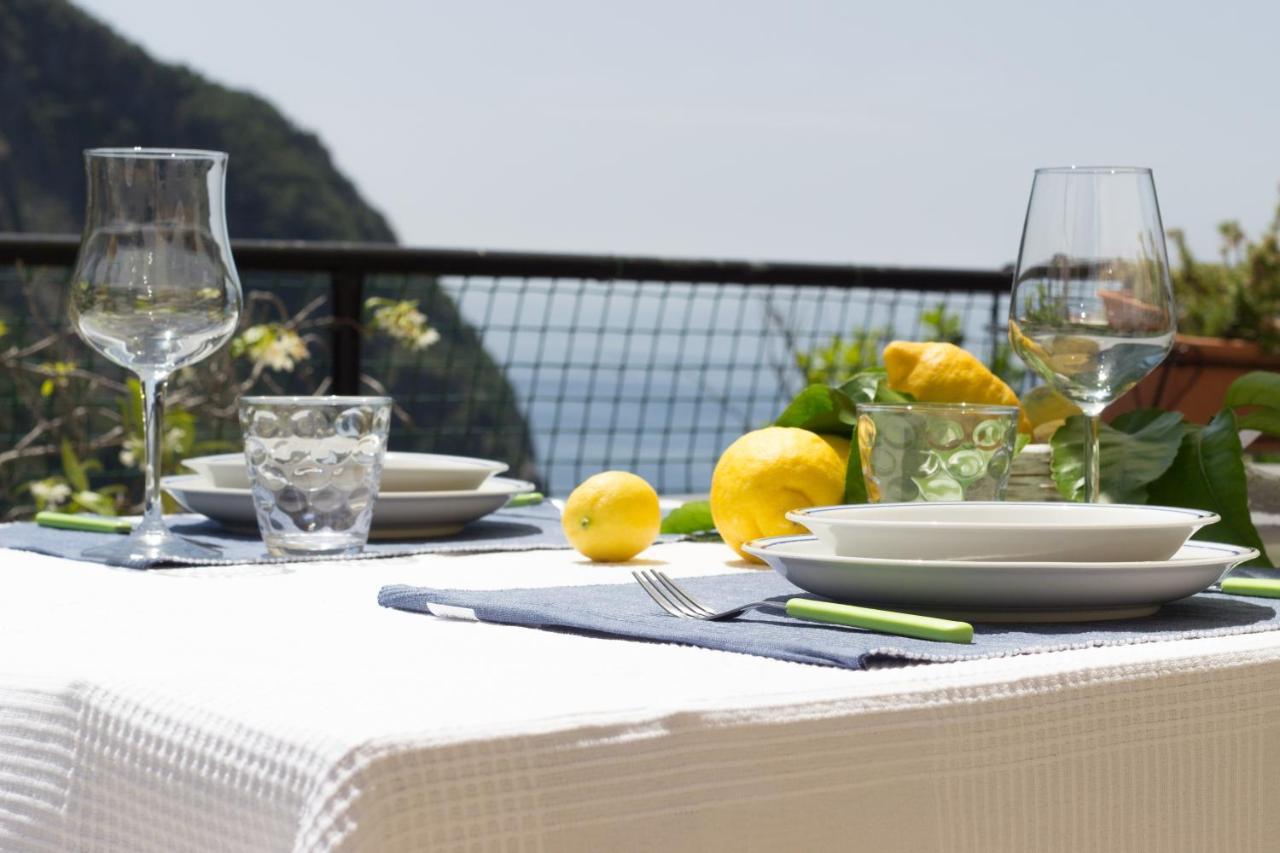 Villino Caterina House: Big Terrace Seaview Apartment Riomaggiore Bagian luar foto
