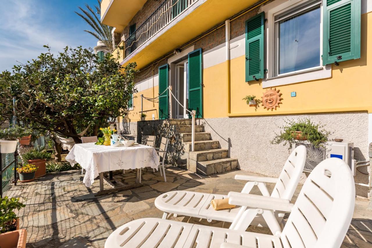 Villino Caterina House: Big Terrace Seaview Apartment Riomaggiore Bagian luar foto